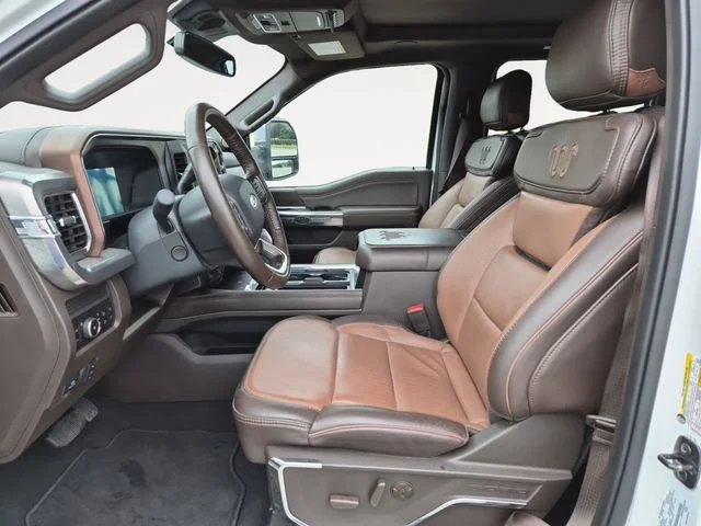 Certified Used 2025  Ford King Ranch image 11