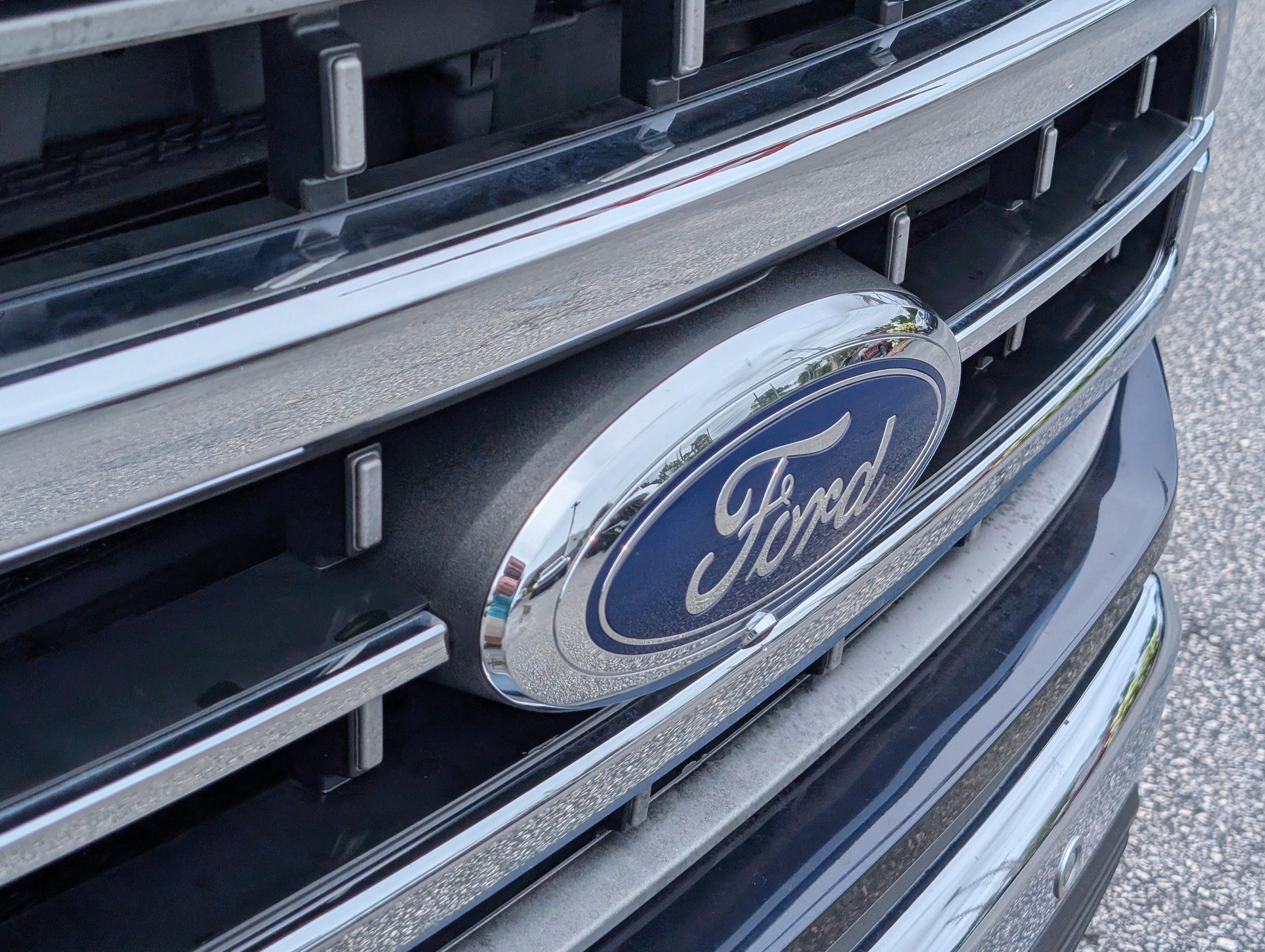 Certified Used 2023 Antimatter Blue Metallic Ford LARIAT image 6
