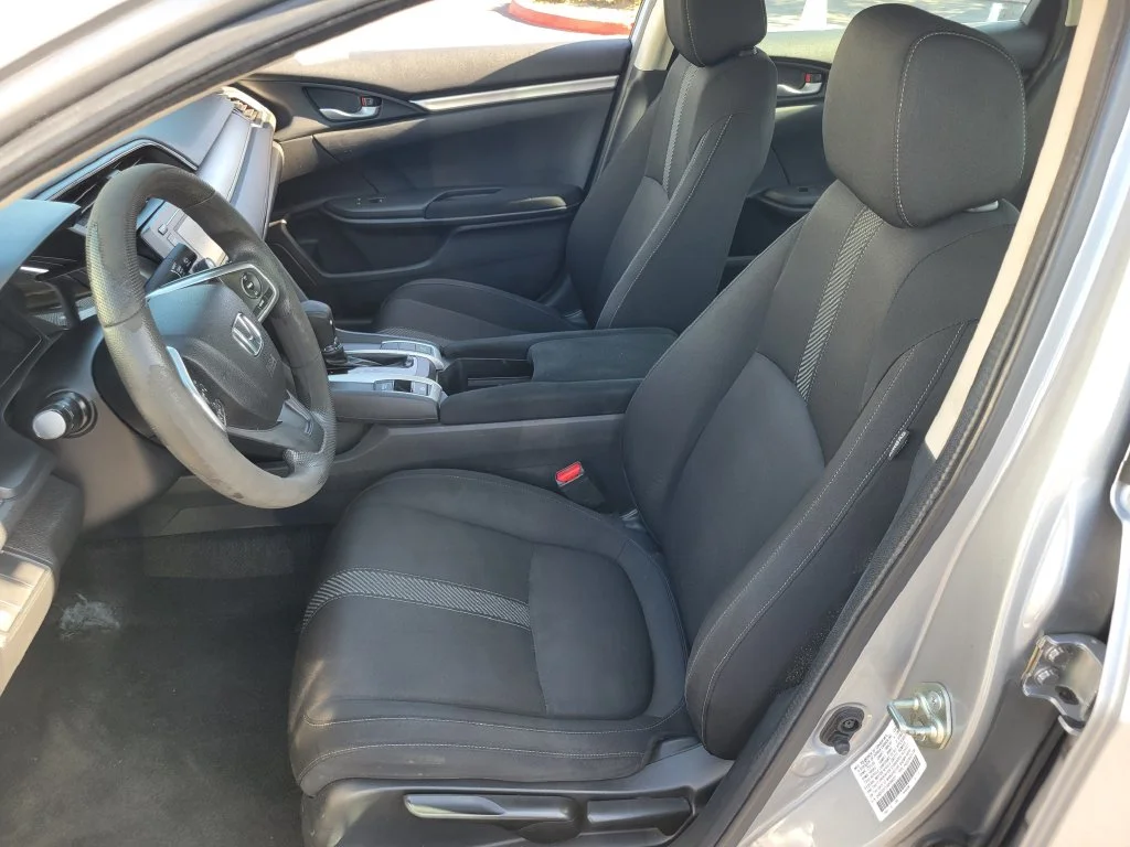 Used 2016 Lunar Silver Metallic Honda LX image 16