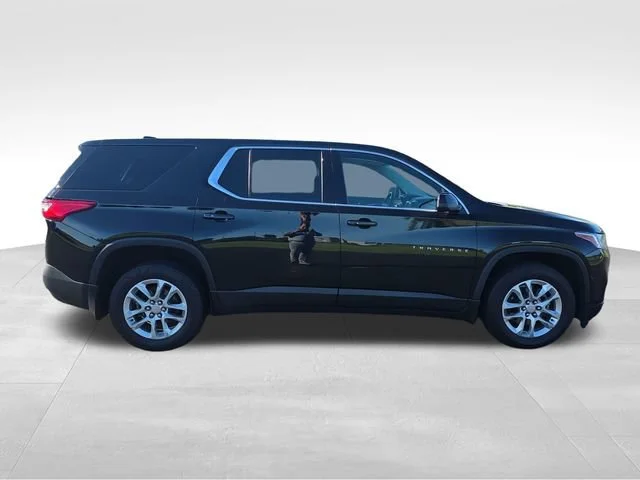 Used 2021 MOSAIC BLACK METALLIC Chevrolet LS image 7
