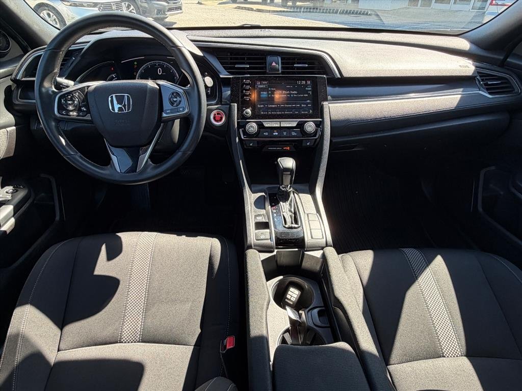 2021 Honda Civic Hatchback EX - Photo 7