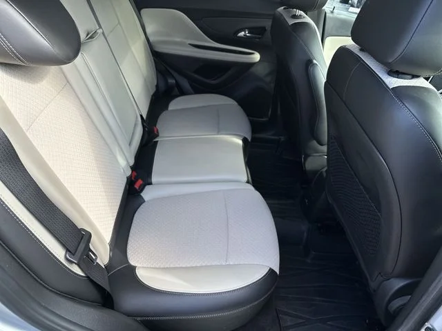 Used 2019 Silver Buick Preferred image 29
