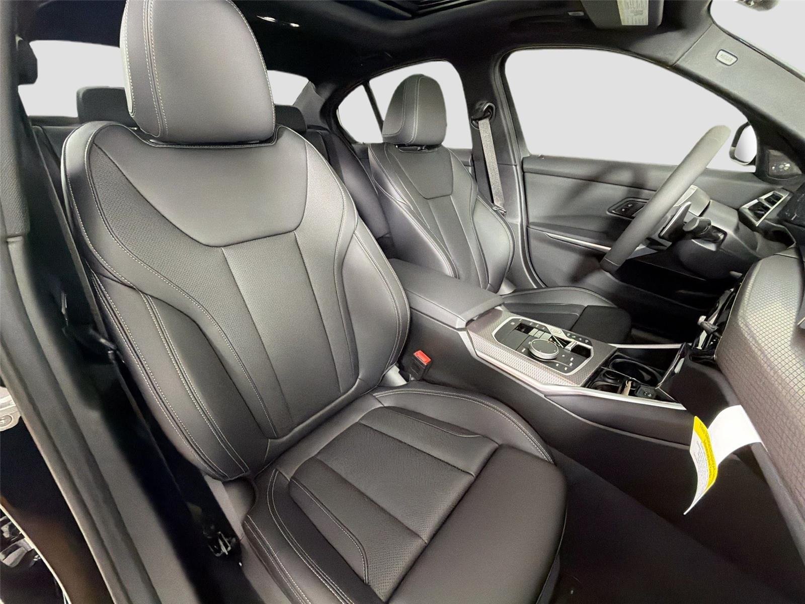 New 2026 Black Sapphire Metallic BMW 330i NA image 27
