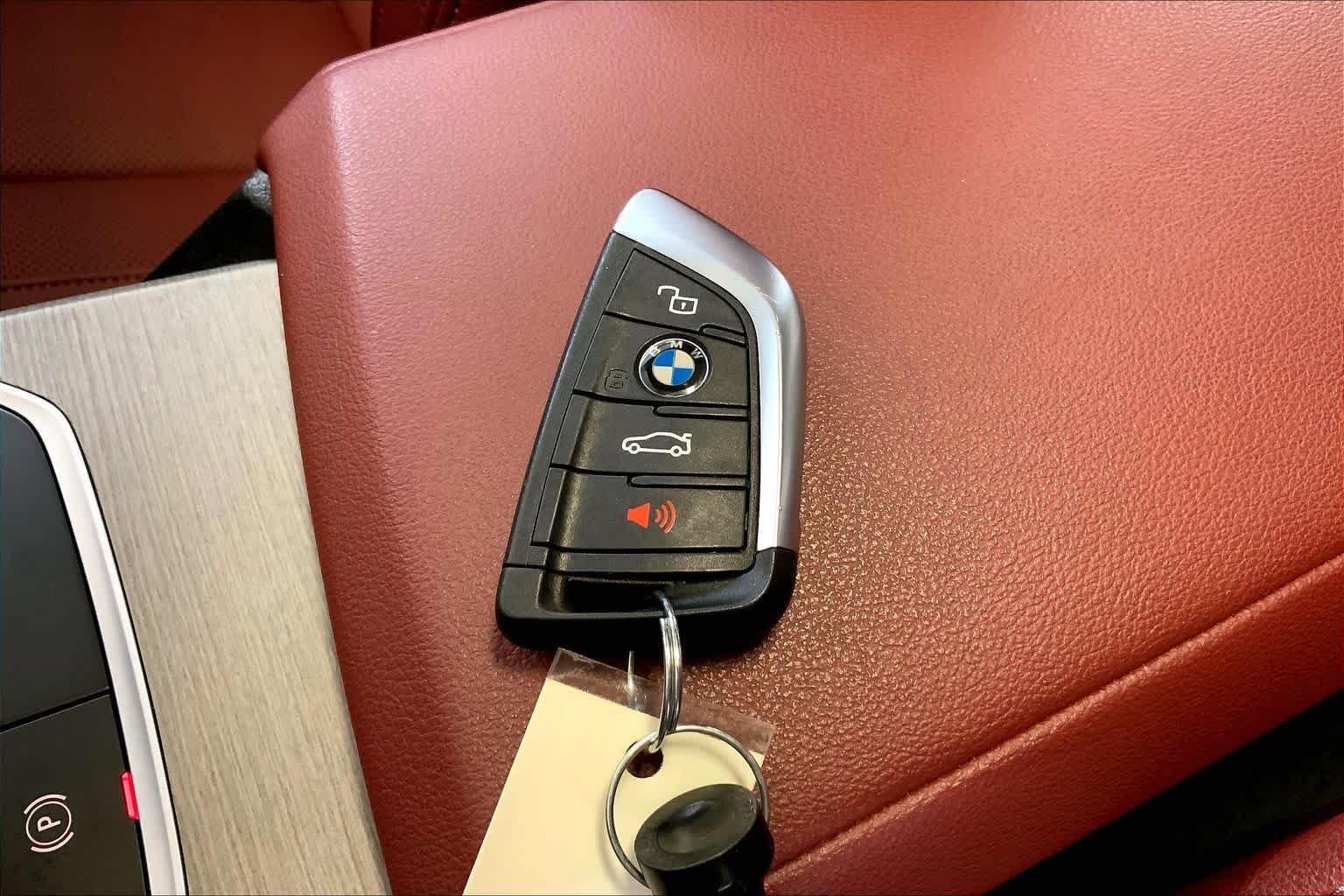 Used 2025 Black Sapphire Metallic BMW 330i xDrive image 14