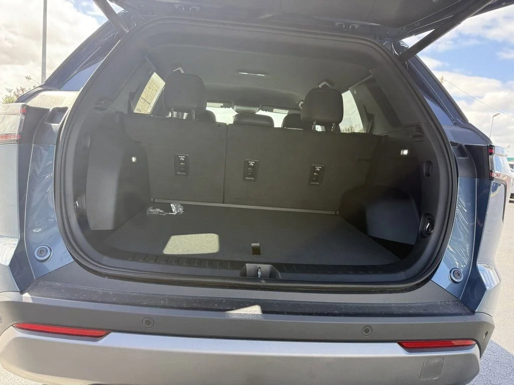2026 Chevrolet Equinox LT - Photo 11