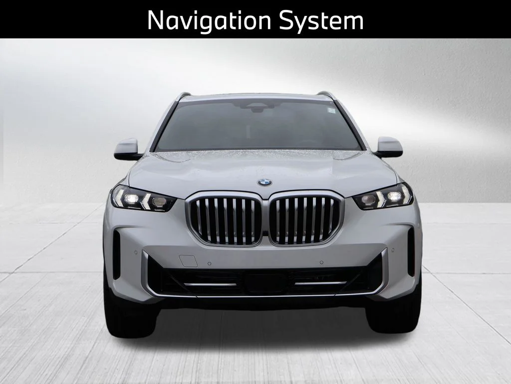 New 2026 White BMW xDrive40i image 2