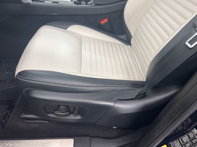 Used 2023 Blue Land Rover S R-Dynamic image 15