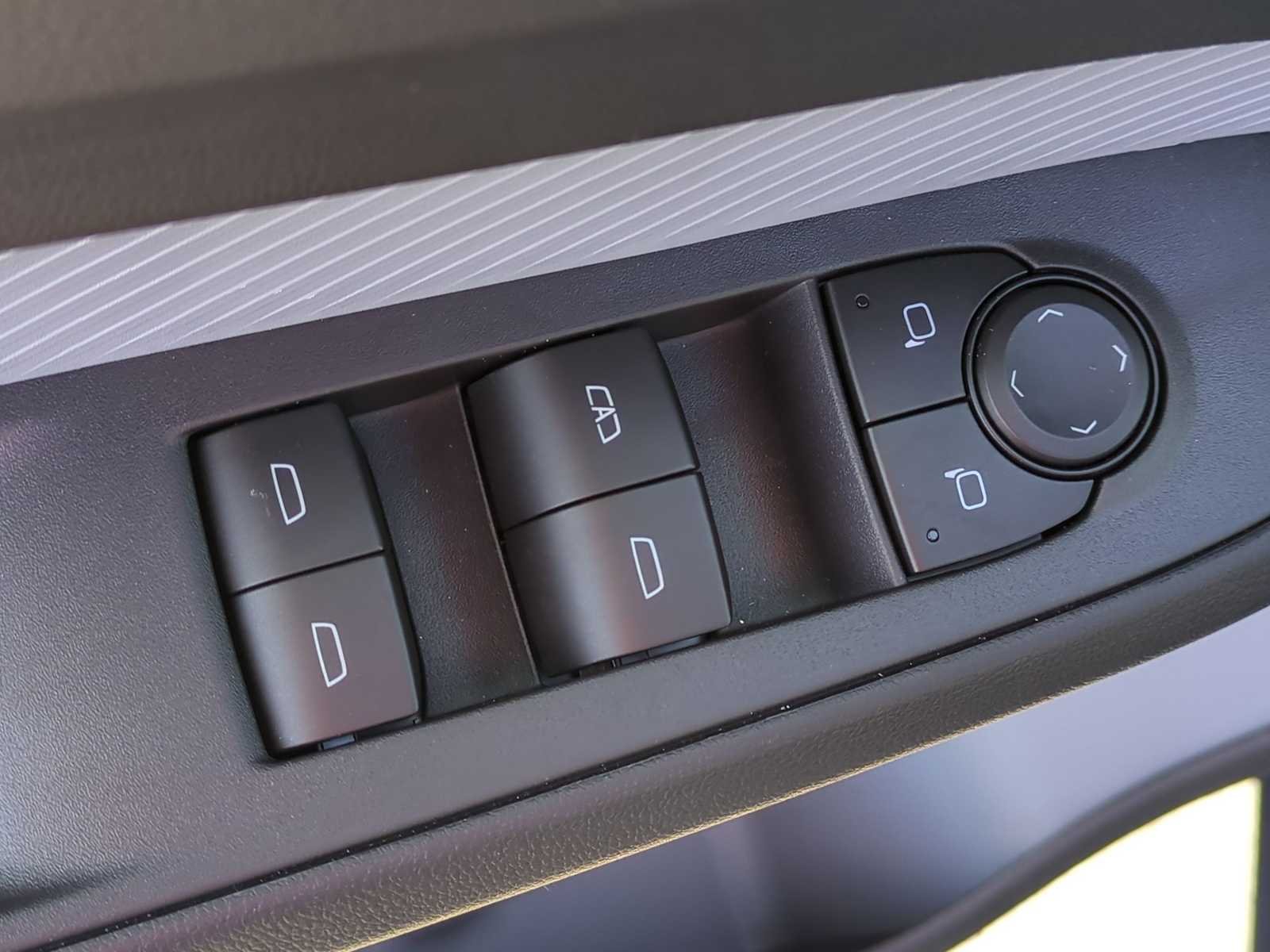 2027 Chevrolet Bolt LT - Photo 11