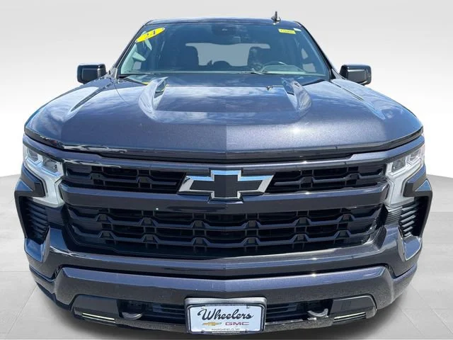 Used 2024 Dark Ash Metallic Chevrolet RST image 10