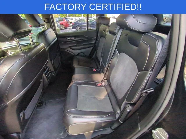 Used 2025 Black Jeep Altitude X image 31