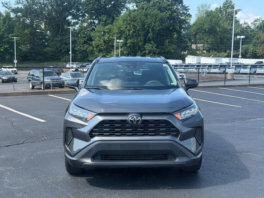 Used 2019 Gray Toyota LE image 10