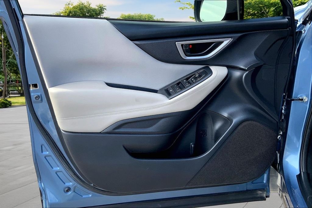 Used 2023 Blue Subaru Base image 19