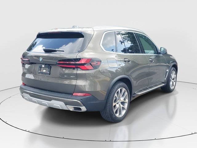Used 2026 Frozen Pure Gray Metallic BMW sDrive40i image 7
