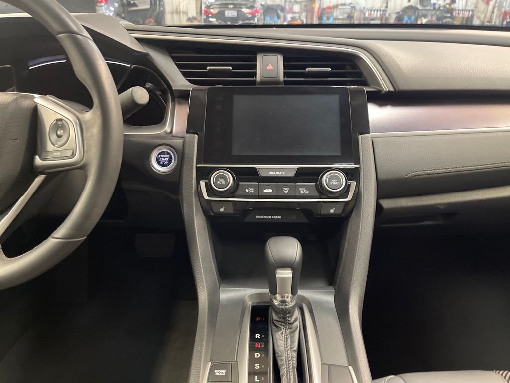 Used 2018  Honda EX-T image 18
