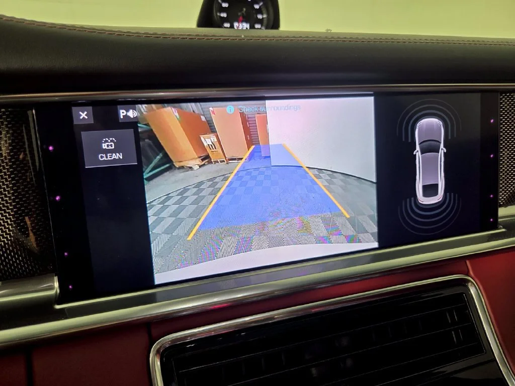 Used 2020 Chalk Porsche Turbo image 12