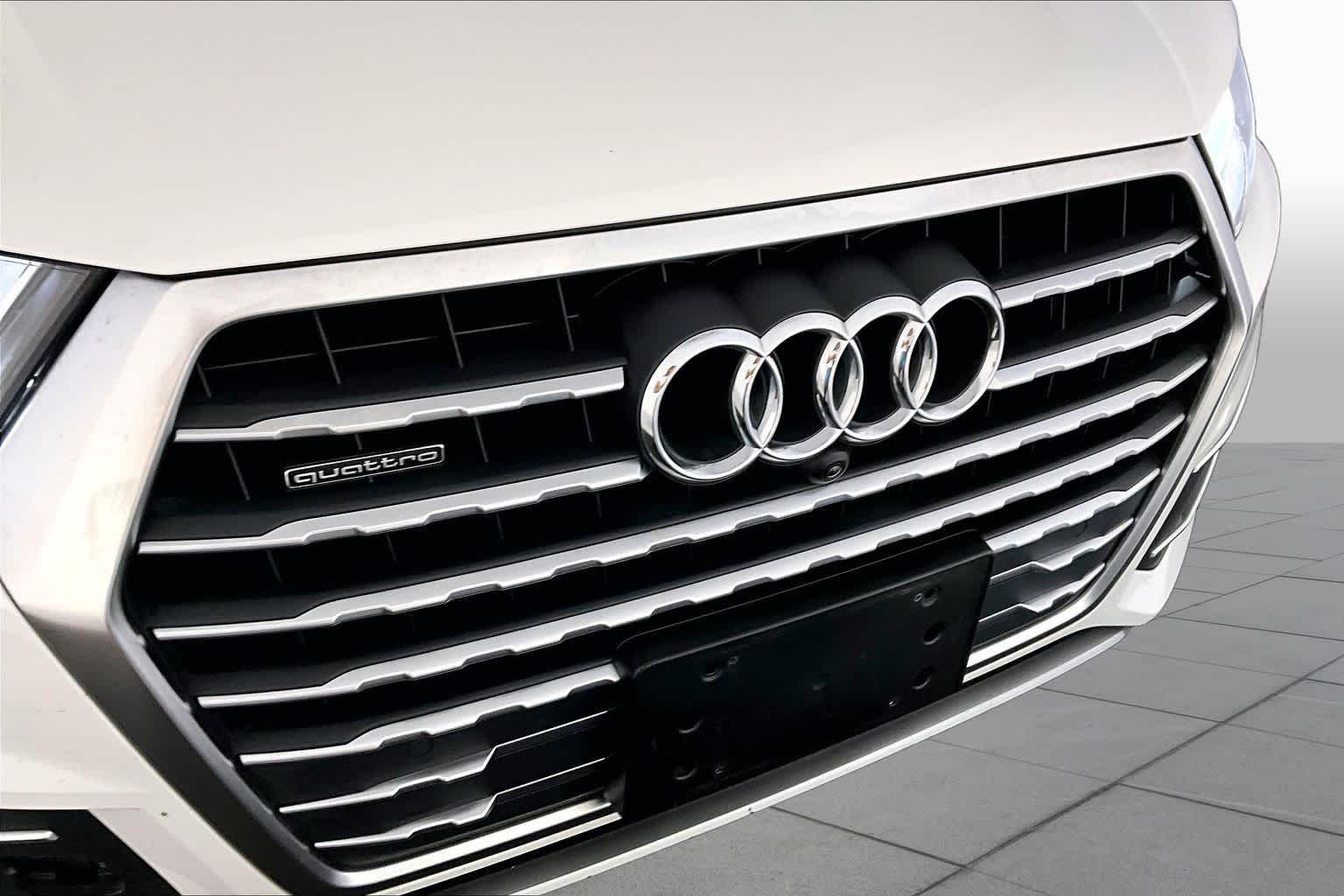 Used 2018 Carrara White Audi Premium Plus image 32