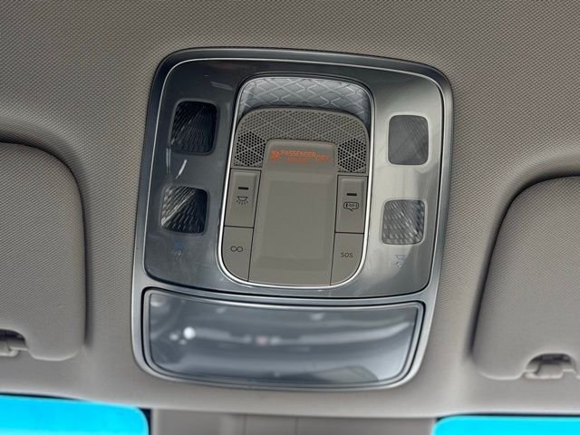 Used 2021 Silver Genesis 2.5T image 31