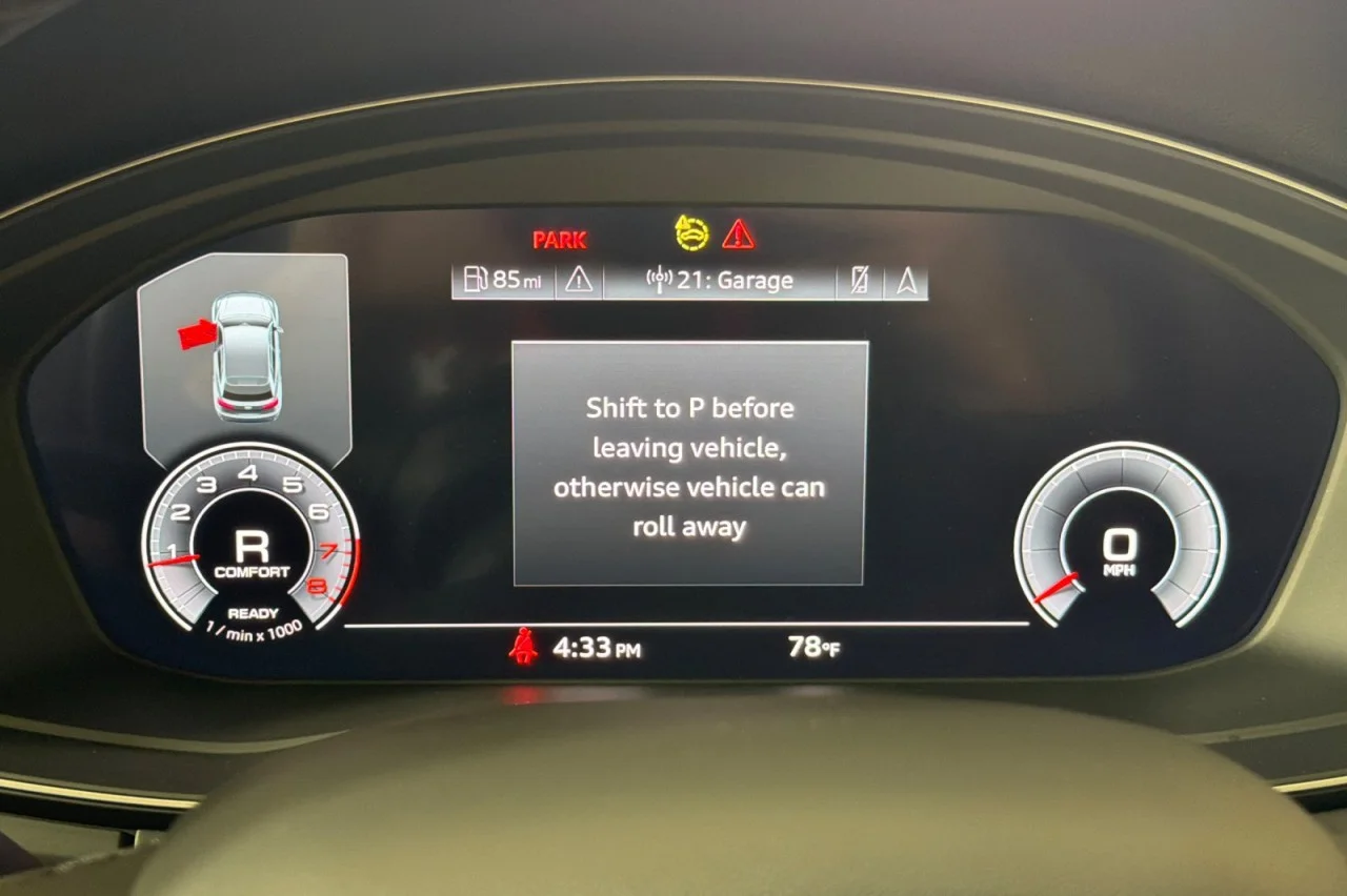 Used 2023 FLORETT SILVER MET Audi S line Premium Plus image 23