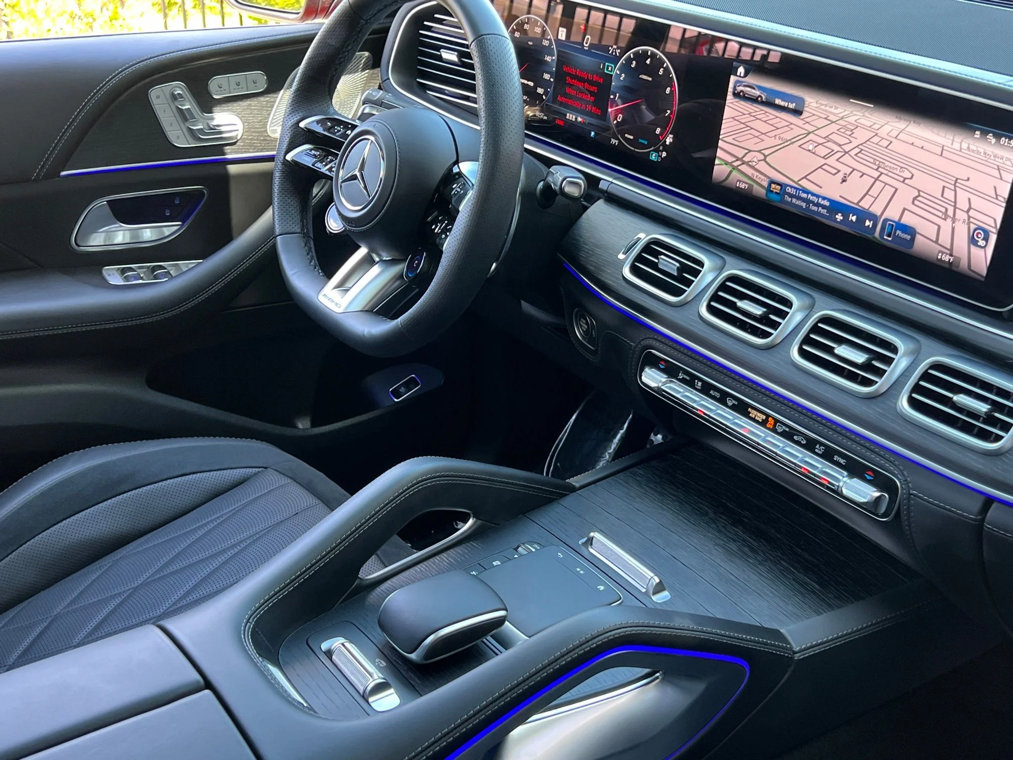 Used 2025 Red Mercedes-Benz GLE 53 AMG® image 33