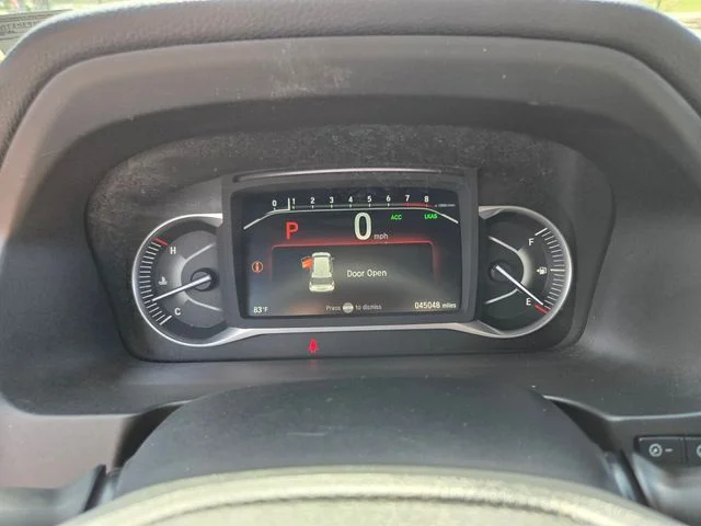 Used 2023 Silver Honda EX-L image 34