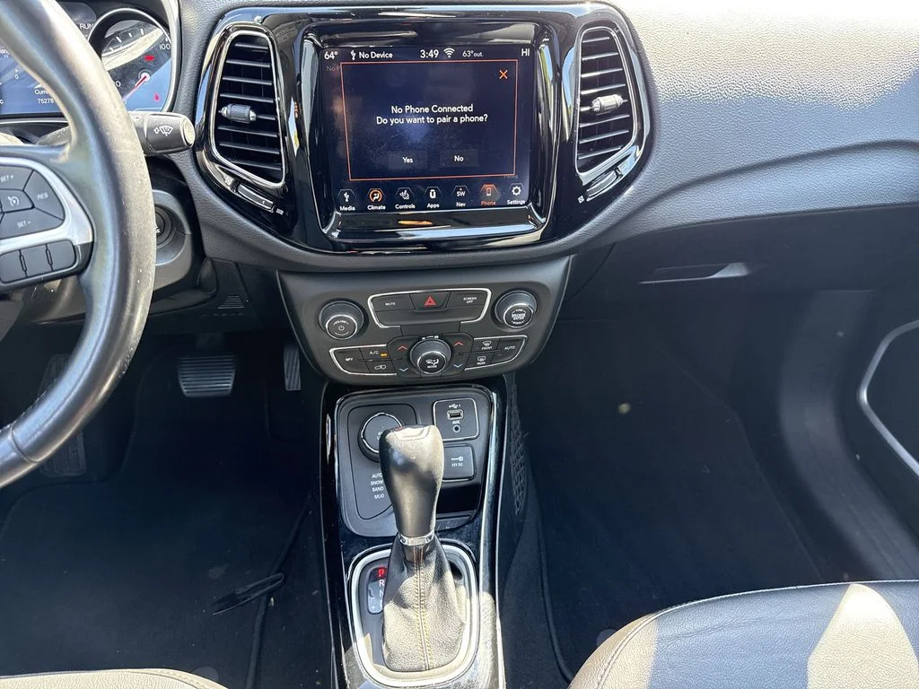 Used 2020 White Clearcoat Jeep Limited image 13