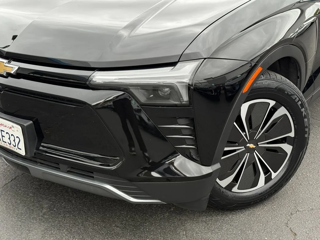Used 2024 Black Chevrolet LT image 4