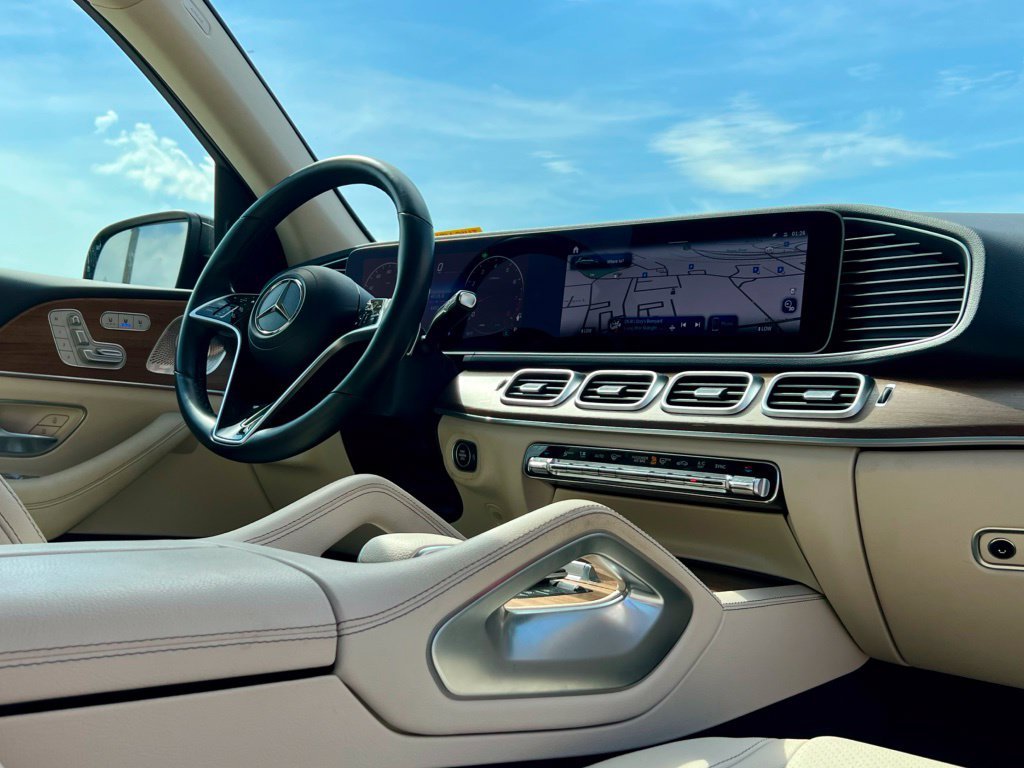 Certified Used 2024 Black Mercedes-Benz GLE 350 image 9