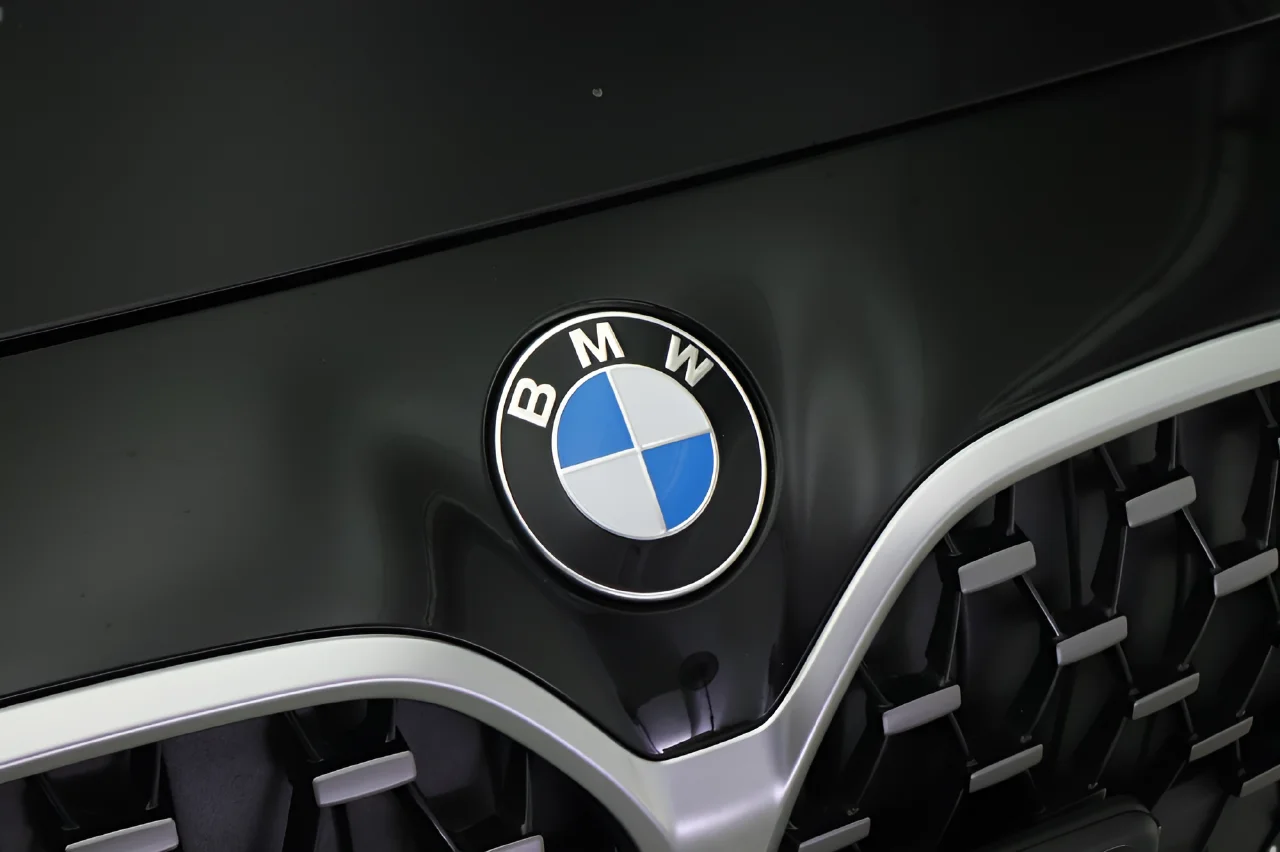 Used 2026 Black BMW 430i 2D Convertible image 26