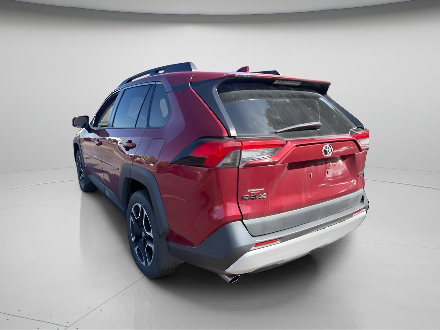 Used 2019 Ruby Flare Pearl Toyota Adventure image 14