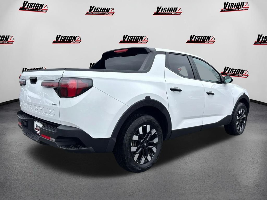 2025 Hyundai Santa Cruz SE - Photo 5