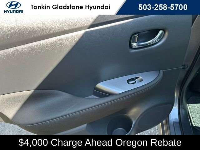 2025 Nissan Leaf S - Photo 14