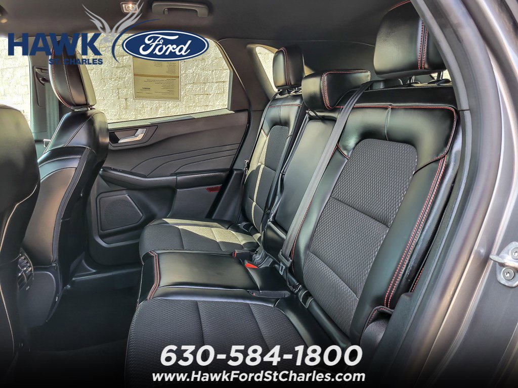 Used 2024 Gray Metallic Ford ST-Line image 9