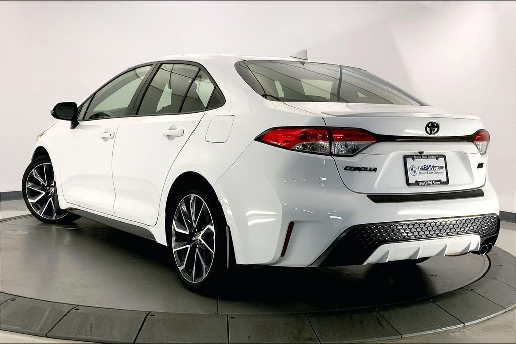 Used 2022 White Toyota SE image 10