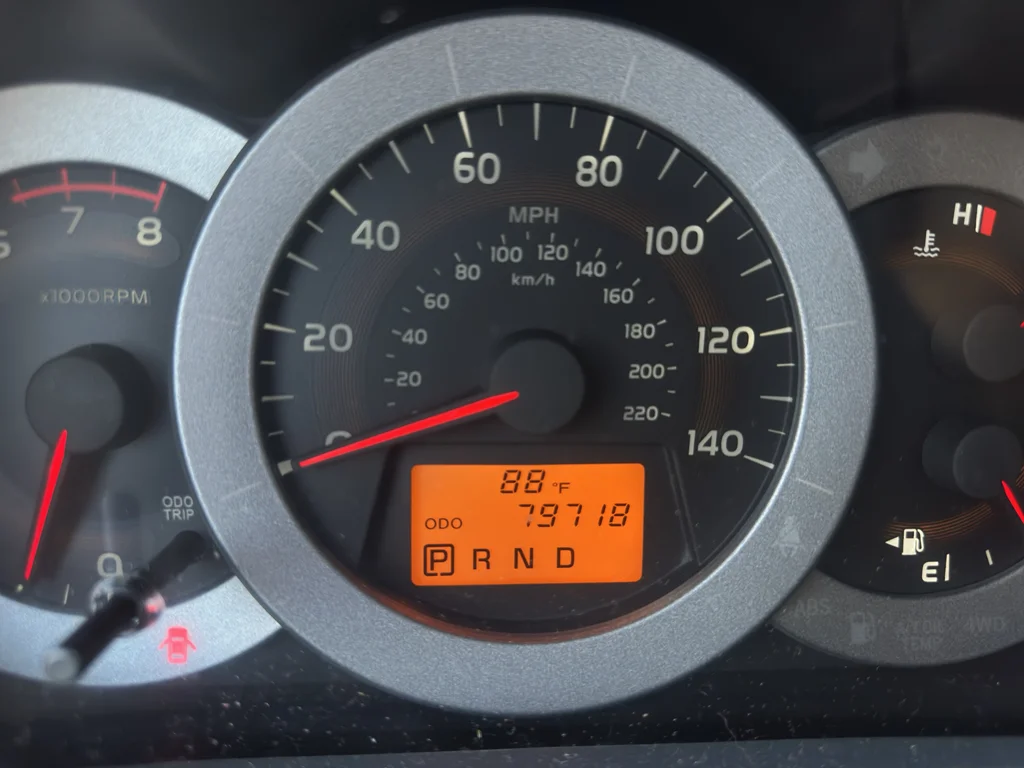 Used 2012 Pyrite Mica Toyota Base image 6