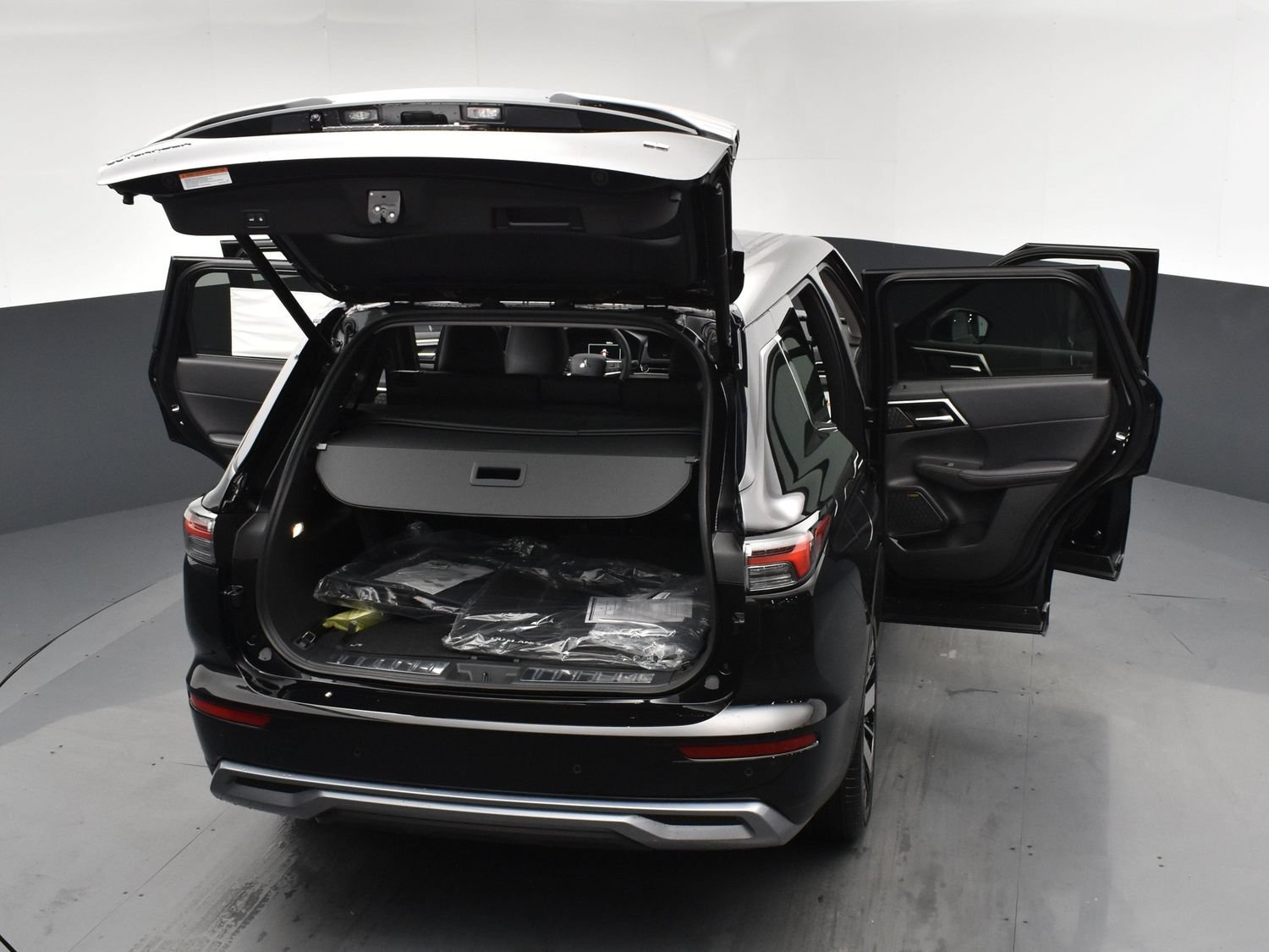 New 2026 Black Diamond Mitsubishi SE 1.5T 2WD image 28