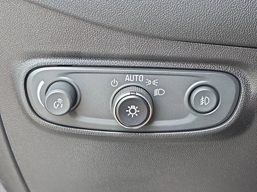 2024 Chevrolet Equinox Premier - Photo 18