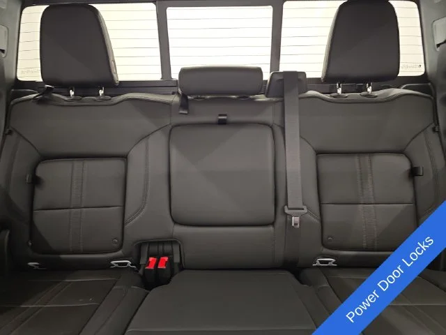 Used 2024 Summit White Chevrolet High Country image 24