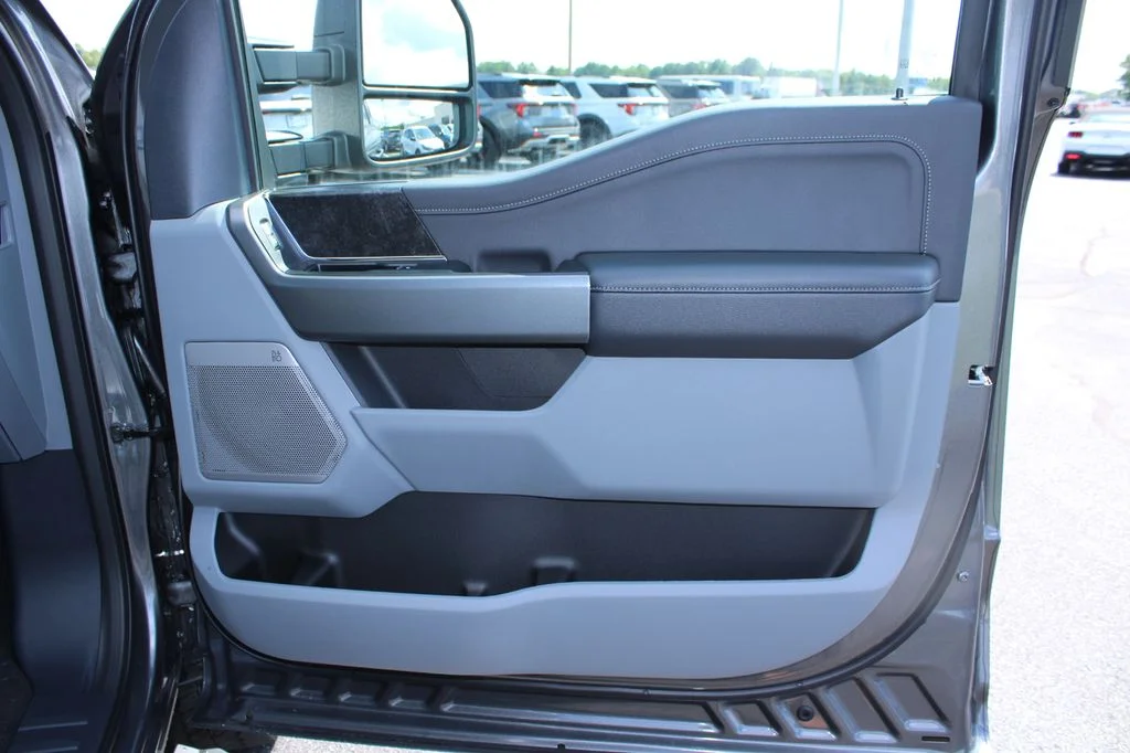 New 2026 Carbonized Gray Metallic Ford F-250® XLT image 36