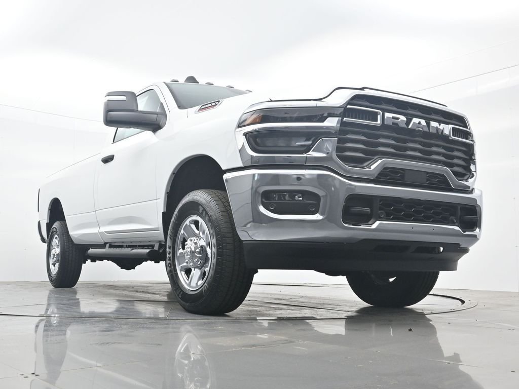 New 2026 Bright White Clear-Coat Exterior Paint RAM Tradesman image 32