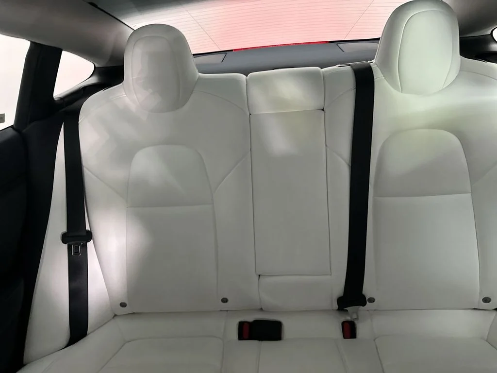 Used 2021  Tesla Performance image 12