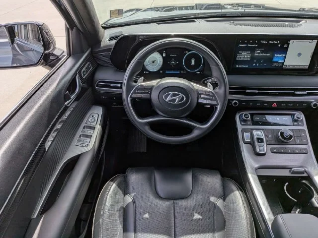 Used 2024 White Hyundai Calligraphy image 17