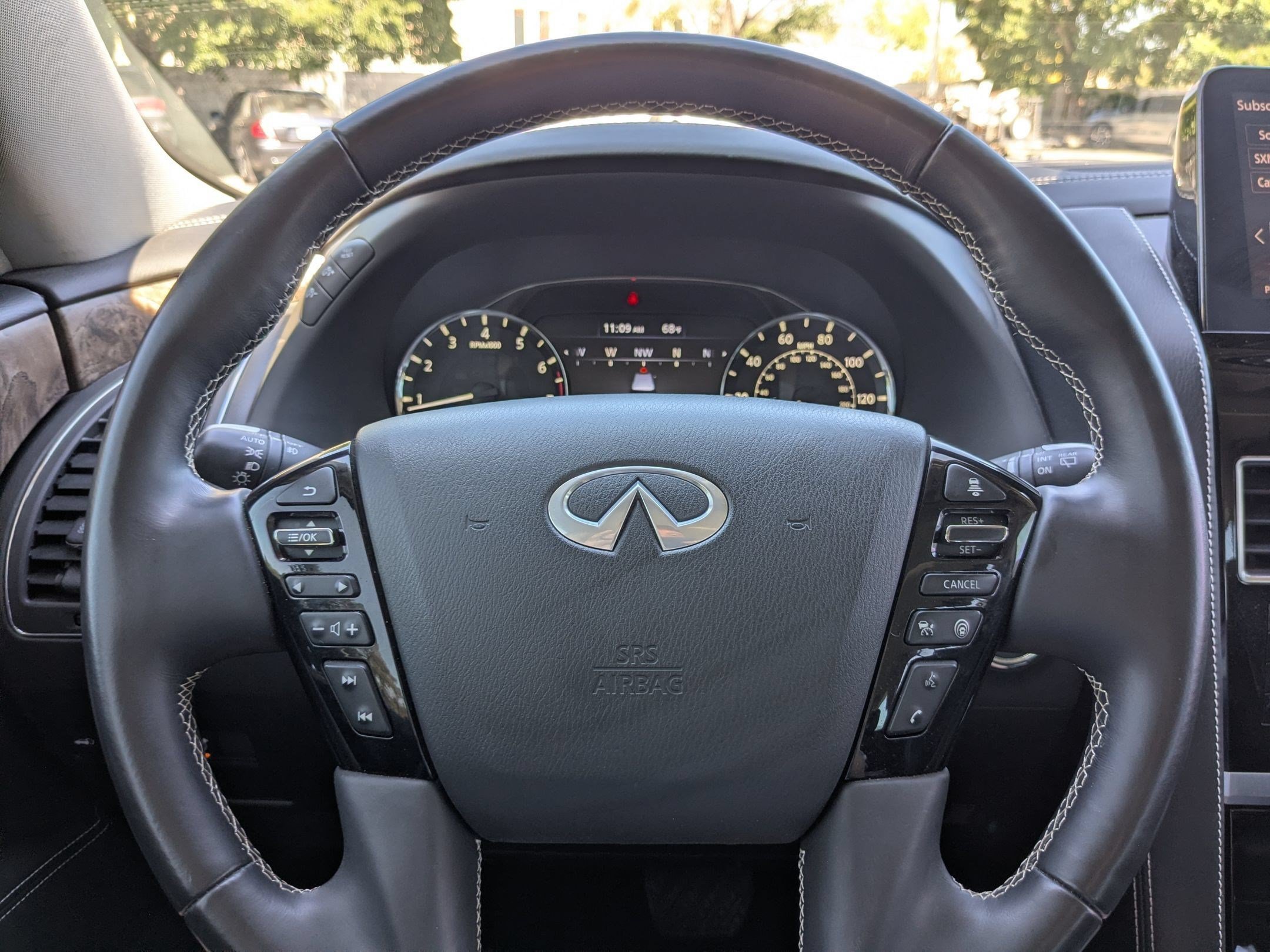 2023 INFINITI QX80 PREMIUM SELECT 4WD - Photo 18