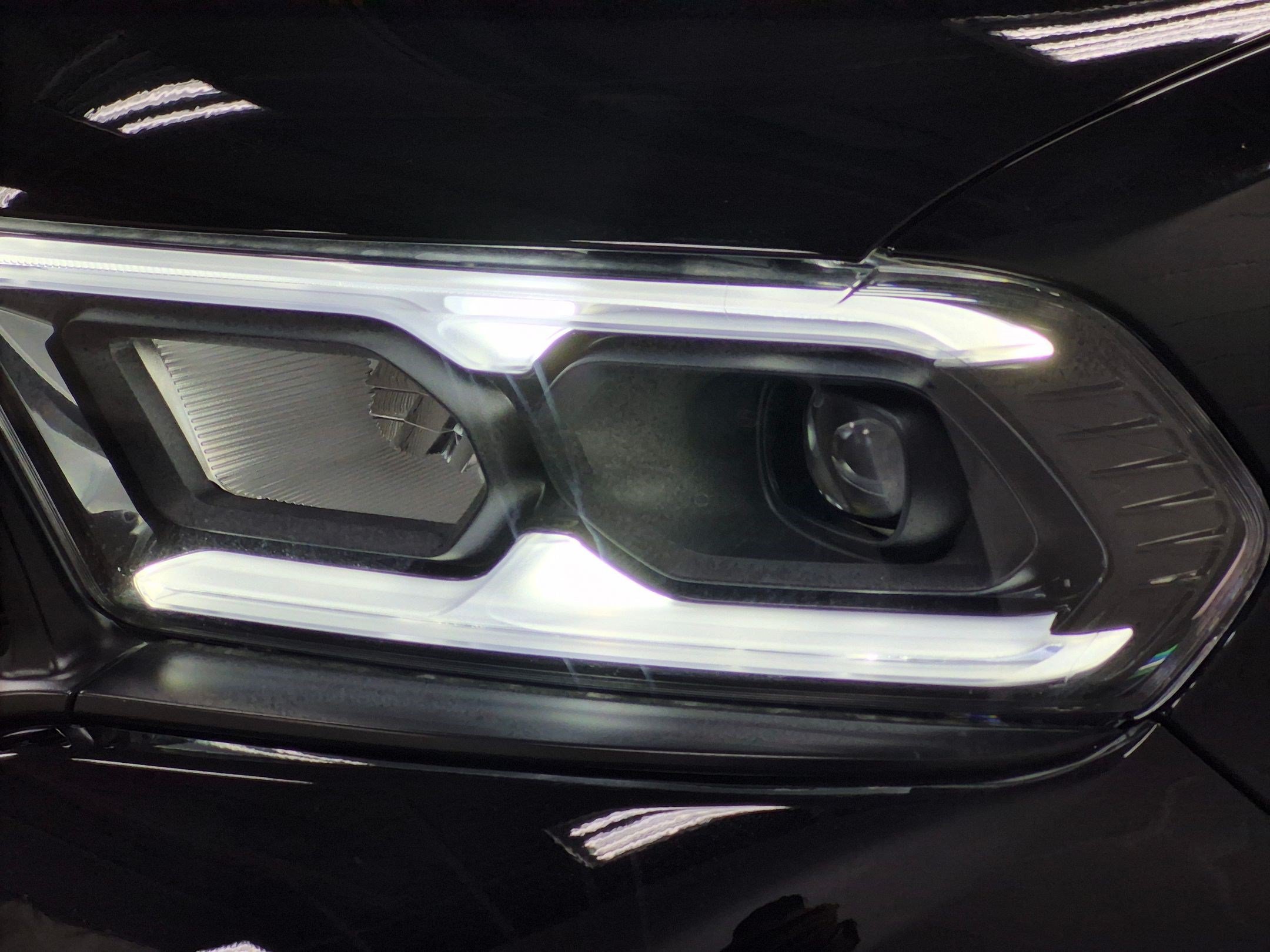 New 2026 Diamond Black Clear-Coat Exterior Paint Dodge GT Plus HEMI V8 image 11