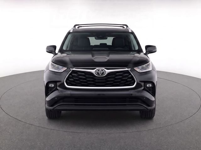 Used 2024 Black Toyota XLE image 7