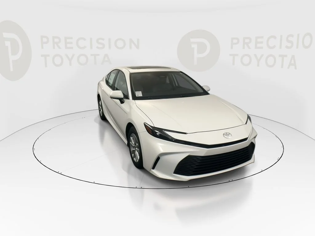 New 2026 Ice Cap Toyota LE image 4