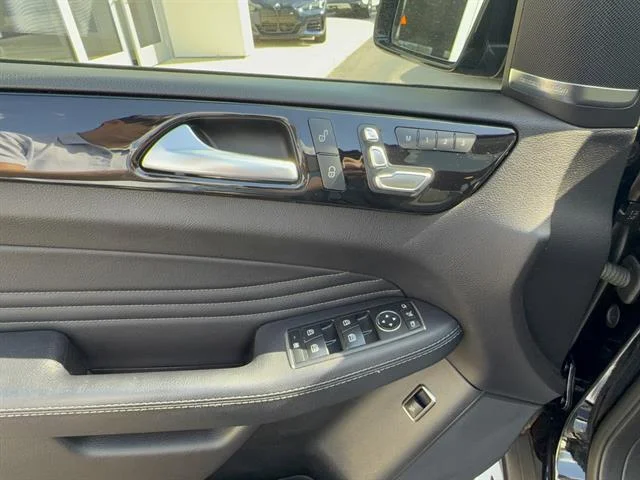 Used 2019 Black Mercedes-Benz AMG® GLE 43 image 7