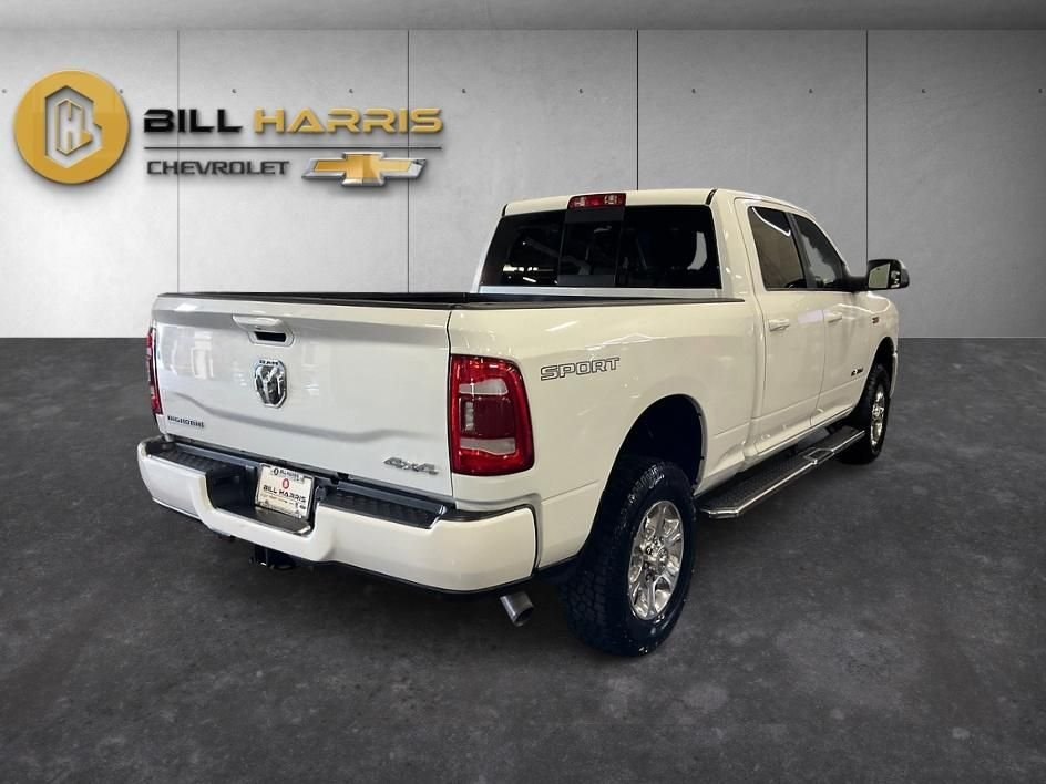 Used 2022 White Ram Big Horn image 2