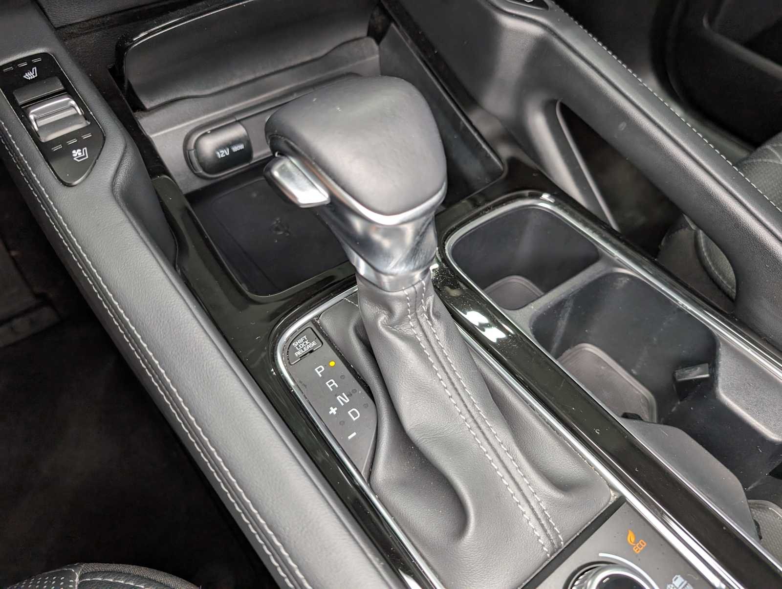 Used 2023 Everlasting Silver Kia EX X-Line image 31