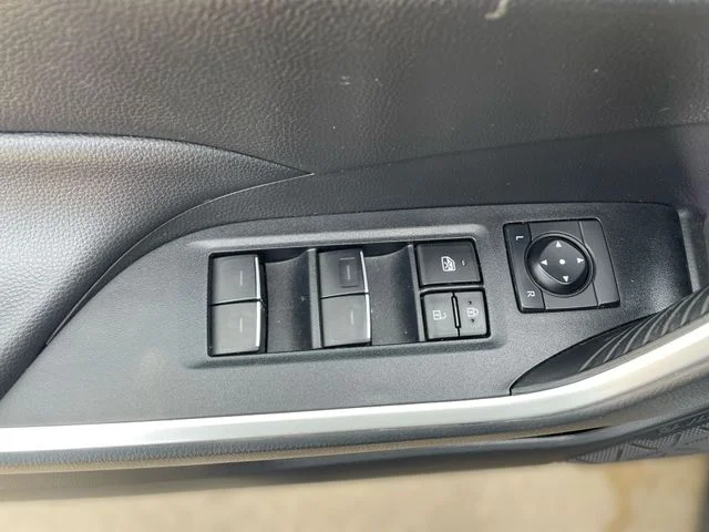 2024 Toyota RAV4 XLE - Photo 15