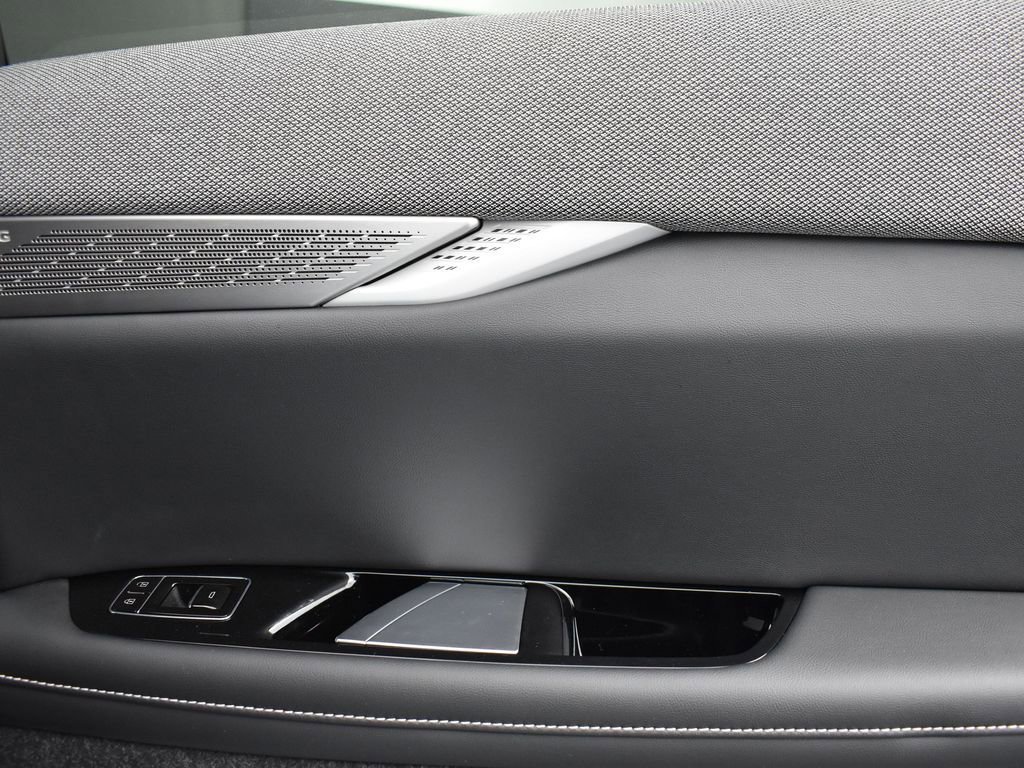 2026 CADILLAC OPTIQ - Image 33
